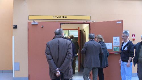 Maria Sandra Telesca (Assessore regionale Salute, Integrazione socio-sanitaria, Politiche sociali e Famiglia) visita le sale del reparto dialisi del presidio ospedaliero - Palmanova 19/12/2017